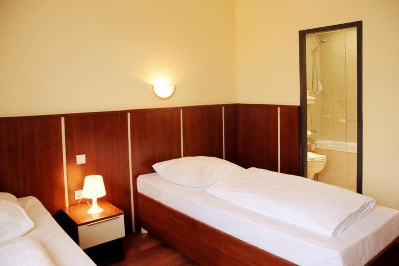 Atlas City Hotel München Szoba fotó